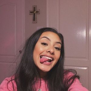 Meet your Posher, Jayde